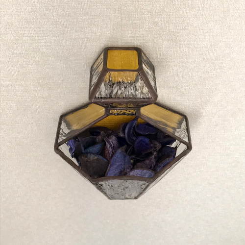 ステンドグラス壁掛け飾り ✨ミモザ色の香水瓶✨ タペストリー・壁掛け