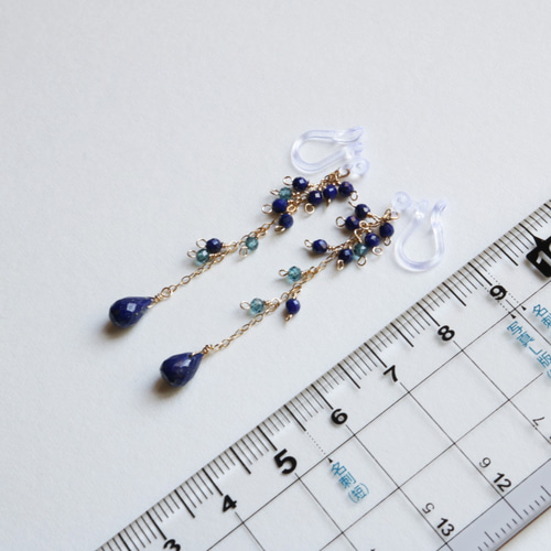 No.38 ラピスラズリの泡立ちセミロングピアスorイヤリング イヤリング  