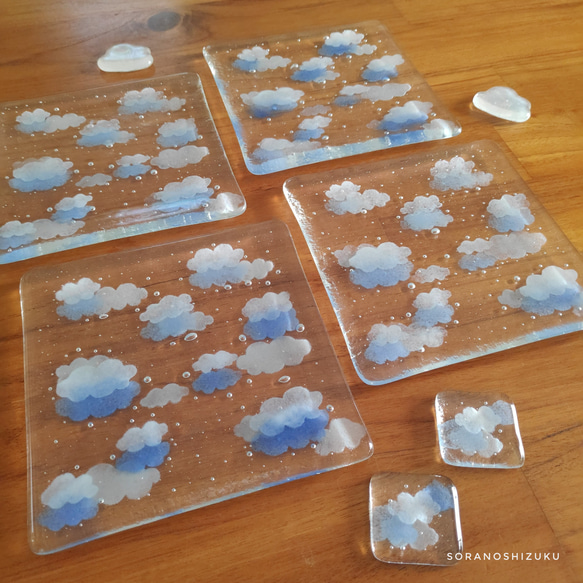3層の雲と雨粒のお皿 (16ｃｍ角) 2枚目の画像