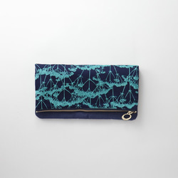 - merci Clutch bag - 『patrinia』navy 1枚目の画像