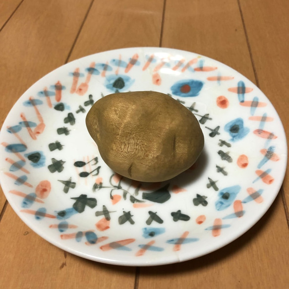 じゃがいも / 木彫りの野菜や果物 彫刻 atelier octave 通販｜Creema 