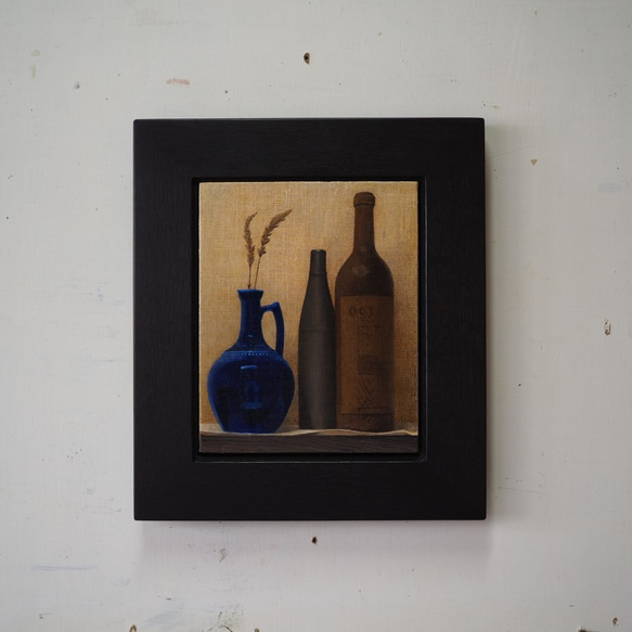 木彫りのワインボトルのある静物 / アクリル画 1枚目の画像