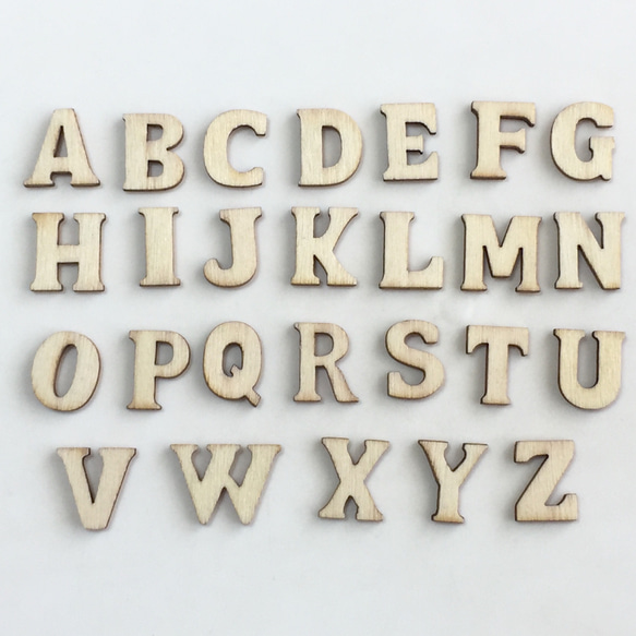 木製アルファベット 大文字 Ａ〜Ｚ 26文字セット ／ ウッドパーツ 木の文字 1枚目の画像
