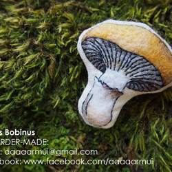 キノコ．フェルトブローチ：Suillus Bobinus 1枚目の画像