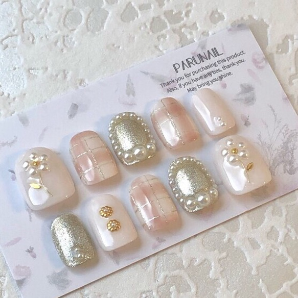 ネイルチップNo.35】ホワイトネイル/ガーリーネイル/チェック/花ネイル  