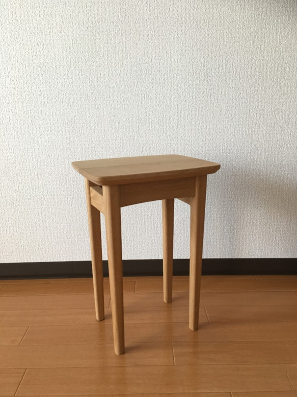 ナイトテーブル/ソファーサイドテーブル（オーク材） 8枚目の画像