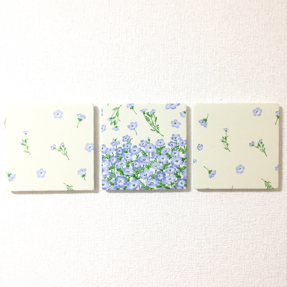 【送料無料】ファブリックパネル ネモフィラの花畑　15×15cm 3枚セット 1枚目の画像