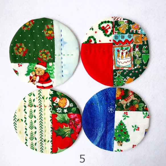 ●送料無料＊クリスマス　4枚組　パッチワークのまん丸コースター● 6枚目の画像