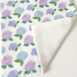 〈特集掲載〉紫陽花のふわふわガーゼハンカチ 4枚目の画像