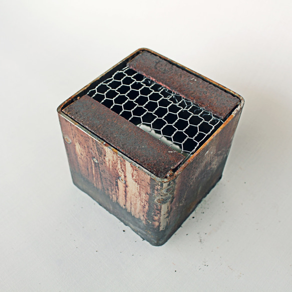 鉄の植木鉢  角パイプ  125×125  溶断  C3 3枚目の画像