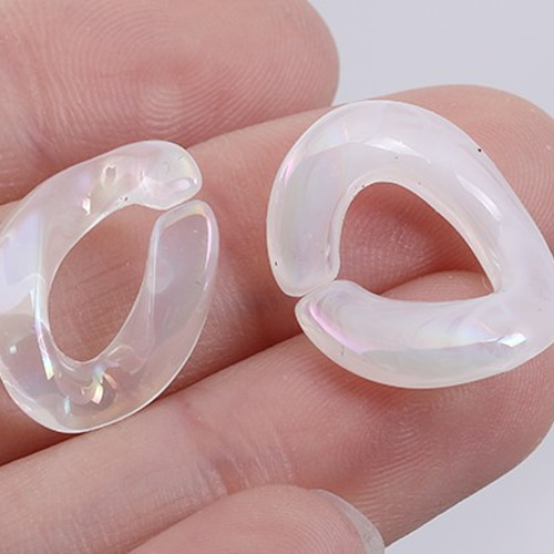 A3124-A 30個 高品質アクリルチェーンパーツ ツイスト クリア