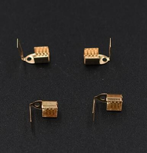 GM-068  300個 紐留めカシメ金具 リボン 10×8mm アクセサリーパーツ ゴールド 3X【100ヶ】 1枚目の画像