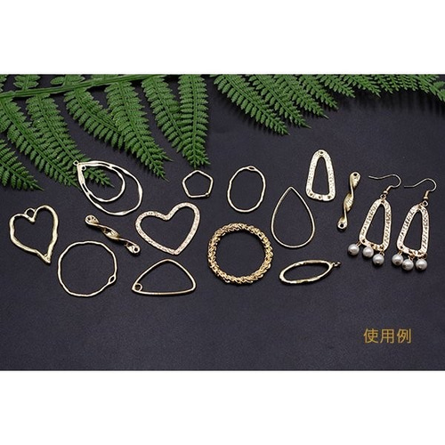 No.013 雫チャーム　ラメ　2ペア Amazon | Craft Tamago 【2個】ガラス製 雫型チャームパーツ