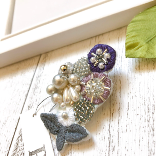 丸花ビーズ刺繍ブローチ パープル ブローチ P＆B 通販 11491374