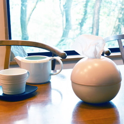ティシュケース　白　ティッシュボックス　陶器　磁器　おしゃれ　美しいモダンなデザイン　インテリア　洗える清潔　春色　 2枚目の画像