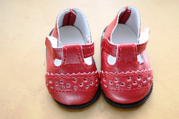 【赤】メルちゃん　ソランちゃん　アニメーターdoll　靴65㎜×35㎜　 サイズが合えば他のdollでも・・ 2枚目の画像