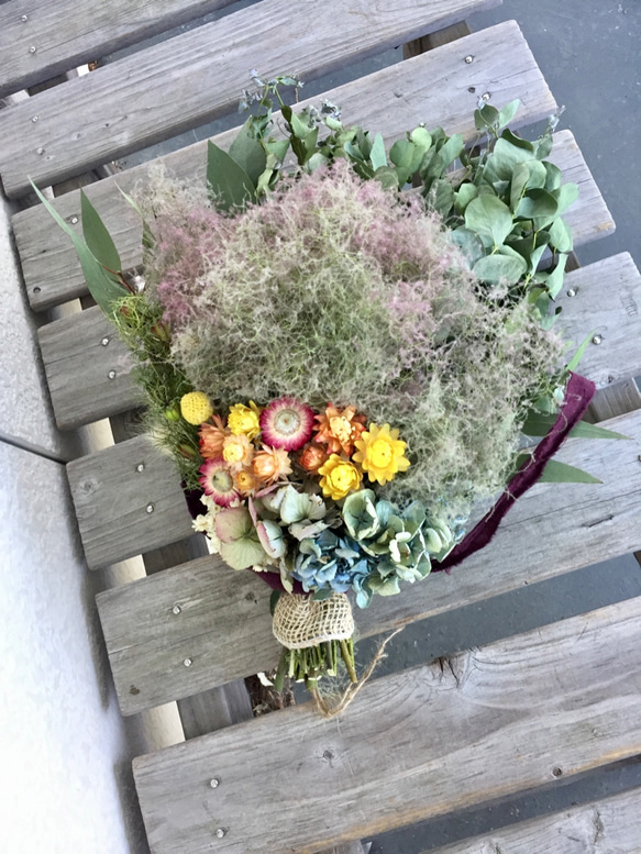 セール　初夏のふわふわ花束 1枚目の画像