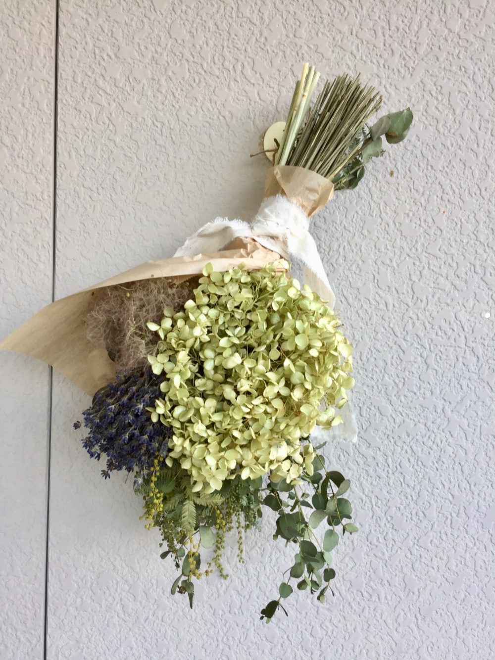 アナベル紫陽花ボールリース　フライングリースフライングスワッグ　スワッグ　ブーケ アナベル紫陽花 フライングリース アナベル リースドライ