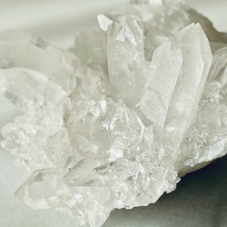 天然石のインテリア＊大自然からの贈り物を日常に✴︎トマスゴンサガ水晶クラスター 7枚目の画像