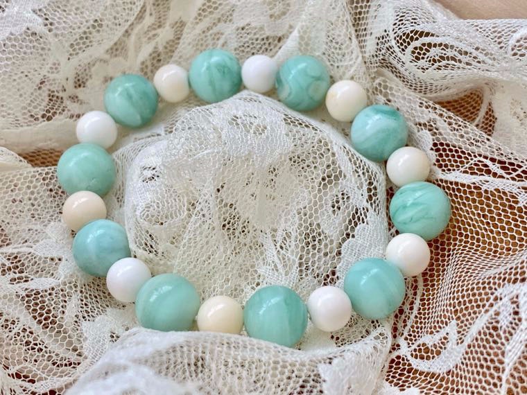 夏＊ポップ＊エンジェルフェザーグリーンフローライト・ホワイトコーラル＊幸運を掴んでゆく私になる＊魅力開花レッスン