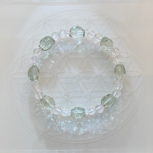 プラシオライト（グリーンアメジスト）＊森の妖精＊SEASONS