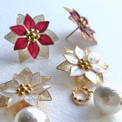 Christmas flower pierced earring 第2張的照片