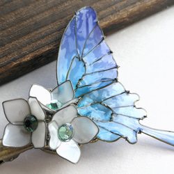 片翅蝶々のヘアクリップ ヘアクリップ・バナナクリップ Atelier＊NAGI