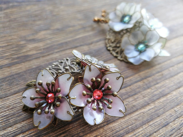 SAKURA * Cherry blossom brooch 第5張的照片