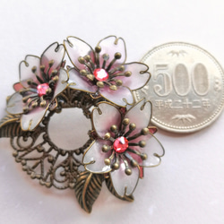 SAKURA * Cherry blossom brooch 第7張的照片