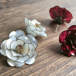 Tsubaki blossom ( Camillia Japonica ) --  pierced earring 第8張的照片