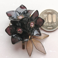 Christmas rose hair cuff 第6張的照片