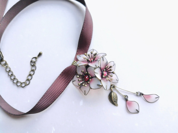 SAKURA Cherry blossom choker necklace 第4張的照片