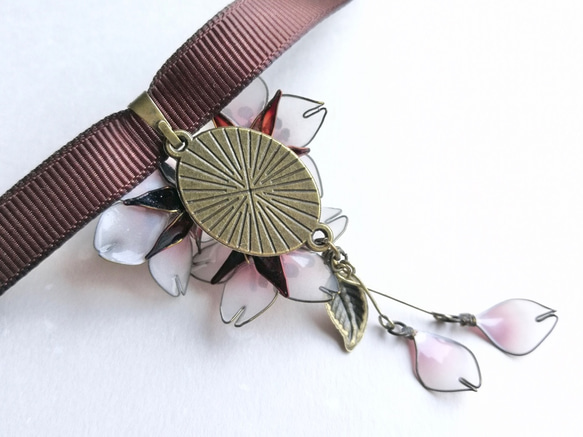 SAKURA Cherry blossom choker necklace 第5張的照片