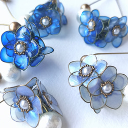 The  Nemophila bouquet— clip earrings / pierced earrings 第5張的照片