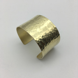 ワイドシンプル槌目真鍮バングル  ［Brass］ 5枚目の画像