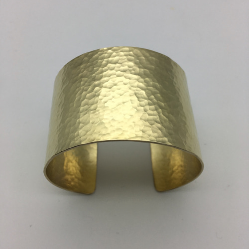 ワイドシンプル槌目真鍮バングル ［Brass］ バングル・リスト