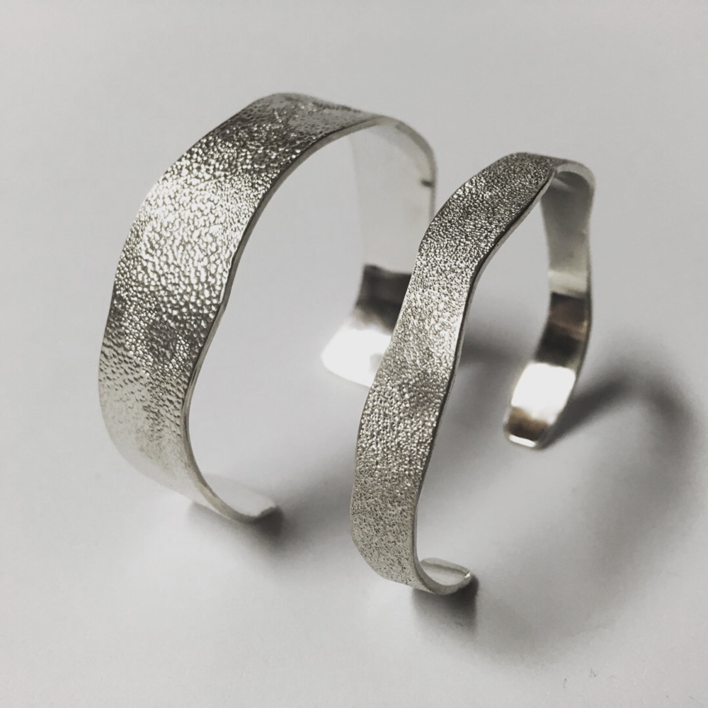 シルバーバングル つぶつぶキラキラ【Silver】 バングル・リスト