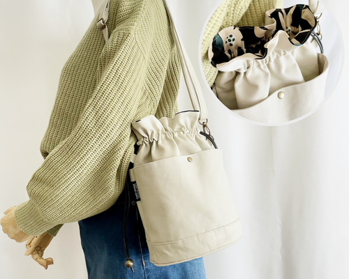 fofofofa bunonタッセル付き巾着バッグ 白 完売 BUNON（ブノン） | Drawstrng Shoulder Bag /SB | hapuna&Co