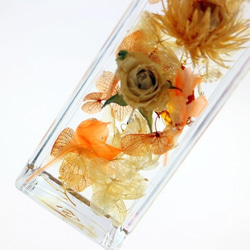 フラワーハーバリウム 　四角瓶オレンンジデイジーアレンジ 　　花母の日　記念日　母の日ギフト 3枚目の画像