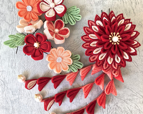 つまみ細工 髪飾り 成人式 卒業式 赤ぼかし×オレンジ コサージュ