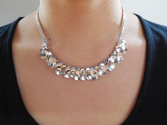 Petal necklace 2枚目の画像