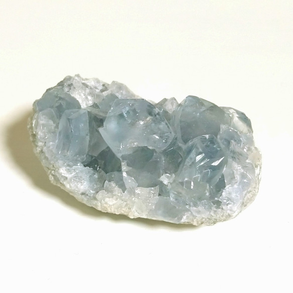 セレスタイト原石 鉱物　一点物　クラスター 天青石 置物 天青石 Celestite セレスタイト 楕円 クラスター 鉱物 原石 鉱石