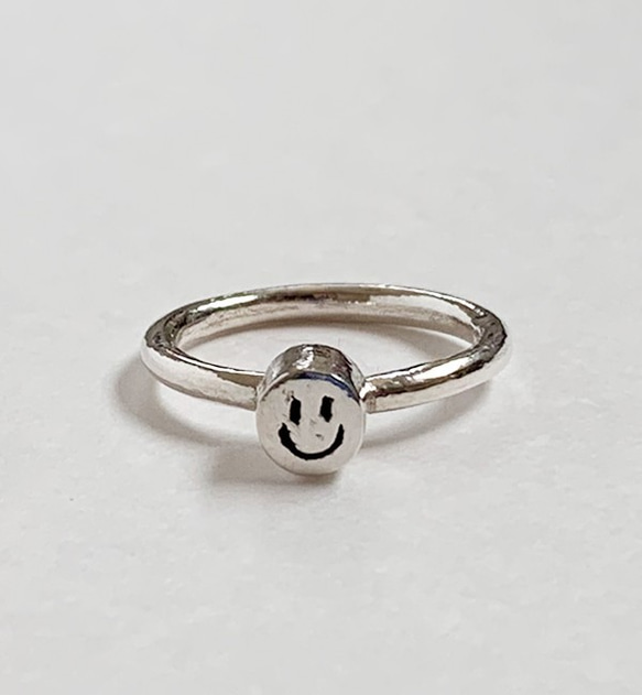 SV99.9｣スマイルシルバーリング(13号) 指輪・リング Jewelry Attic;KYA