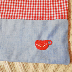 コップ刺繍の巾着（コップ入れ）とカトラリー刺繍のお箸入れ 5枚目の画像