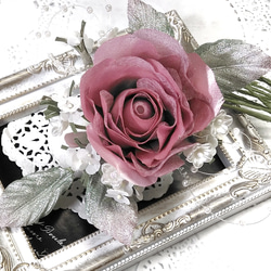 【送料無料】ピンクのバラと小花のコサージュ　卒業式　入学式　結婚式　アートフラワー　布花　染花　造花 1枚目の画像