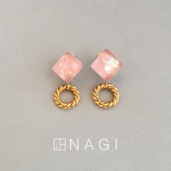 No.519 Light pink tile/Gold ring 1枚目の画像