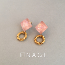 No.519 Light pink tile/Gold ring 2枚目の画像