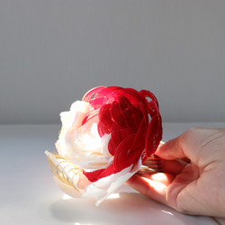 【Creema限定】MINAMO金赤　水引和紙の花髪飾り　西陣織刺繍用金糸 6枚目の画像