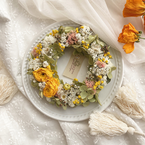 春宵〜ラナンキュラスとユーカリのリース〜 春宵〜ラナンキュラスと