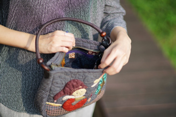 【槑の手作りバッグ】革縄一重雪だるま手縫いパッチワークバッグ~ Patchwork bag. Hand-sewn bag. Ha 5枚目の画像